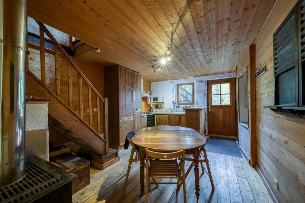 Chalet View On Vanoise Mountain - 3 Bedrooms 70M2 Cevins Exterior photo